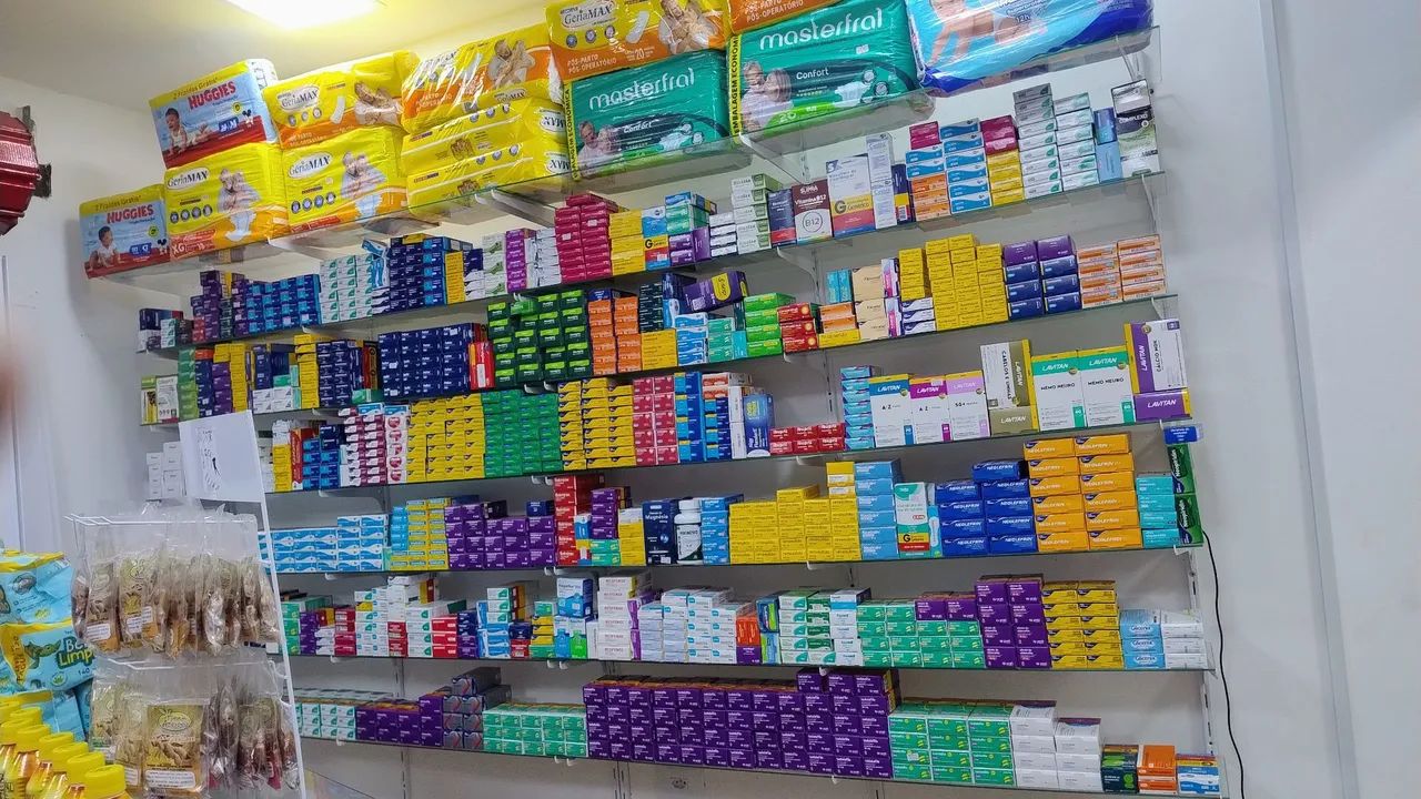 Vende se farmácia completa. - Foto 2
