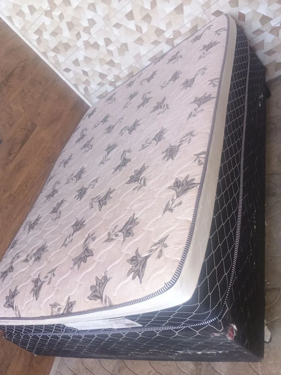 Cama box casal base e o colchão molas ensacadas  - Foto 2