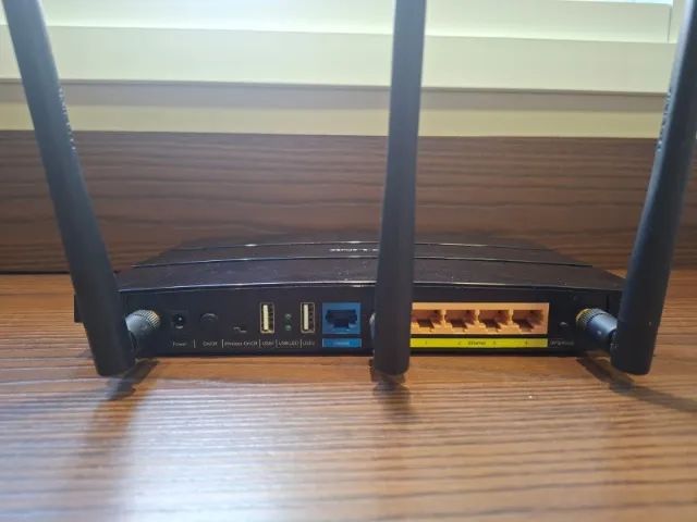 Roteador TP-LINK N750, Modelo: TL-WDR4300 - Foto 2