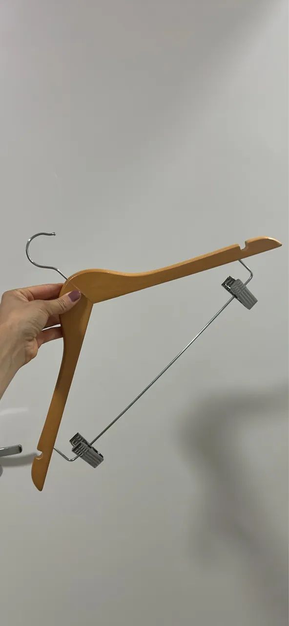 45 Cabides com presilhas