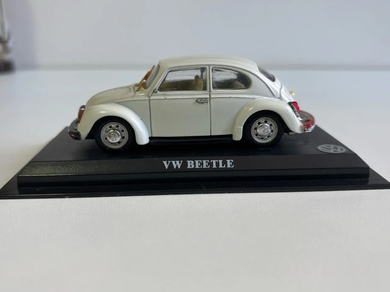 Miniatura Fusca Mexicano com base 1:43