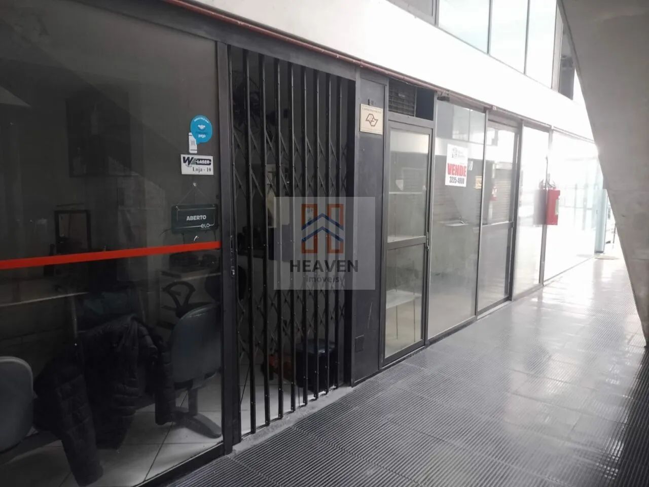 Loja localizada no piso térreo, com 21 m2 - Foto 2