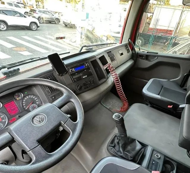  Vw constellation 24280 bau 2015 - Foto 3