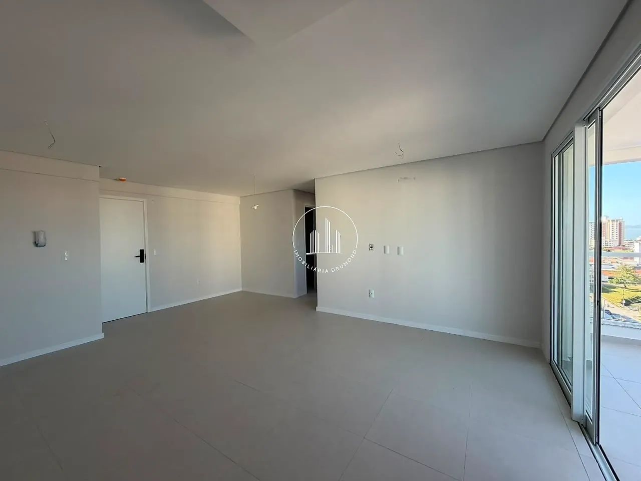 Apartamento 2 Quartos com 1 Suíte com Vista mar - Barreiros - EST - Foto 4