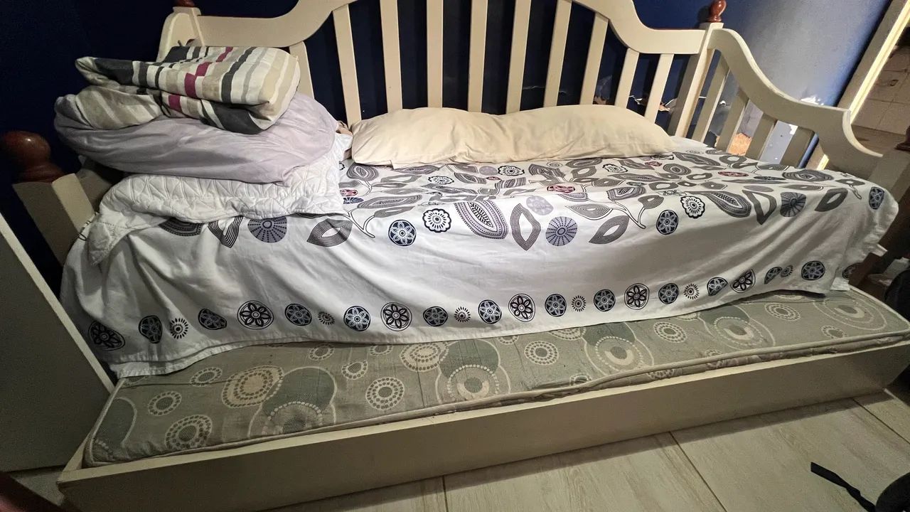 Sofá cama bicama, com colchão, madeira maciça  - Foto 5