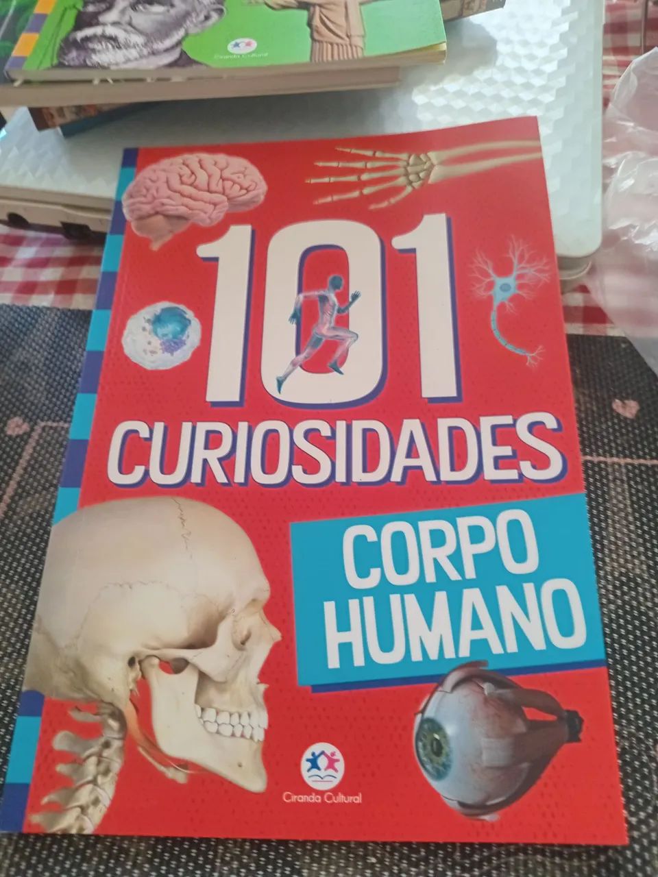 Combo  de 5 livros novos  - Foto 5