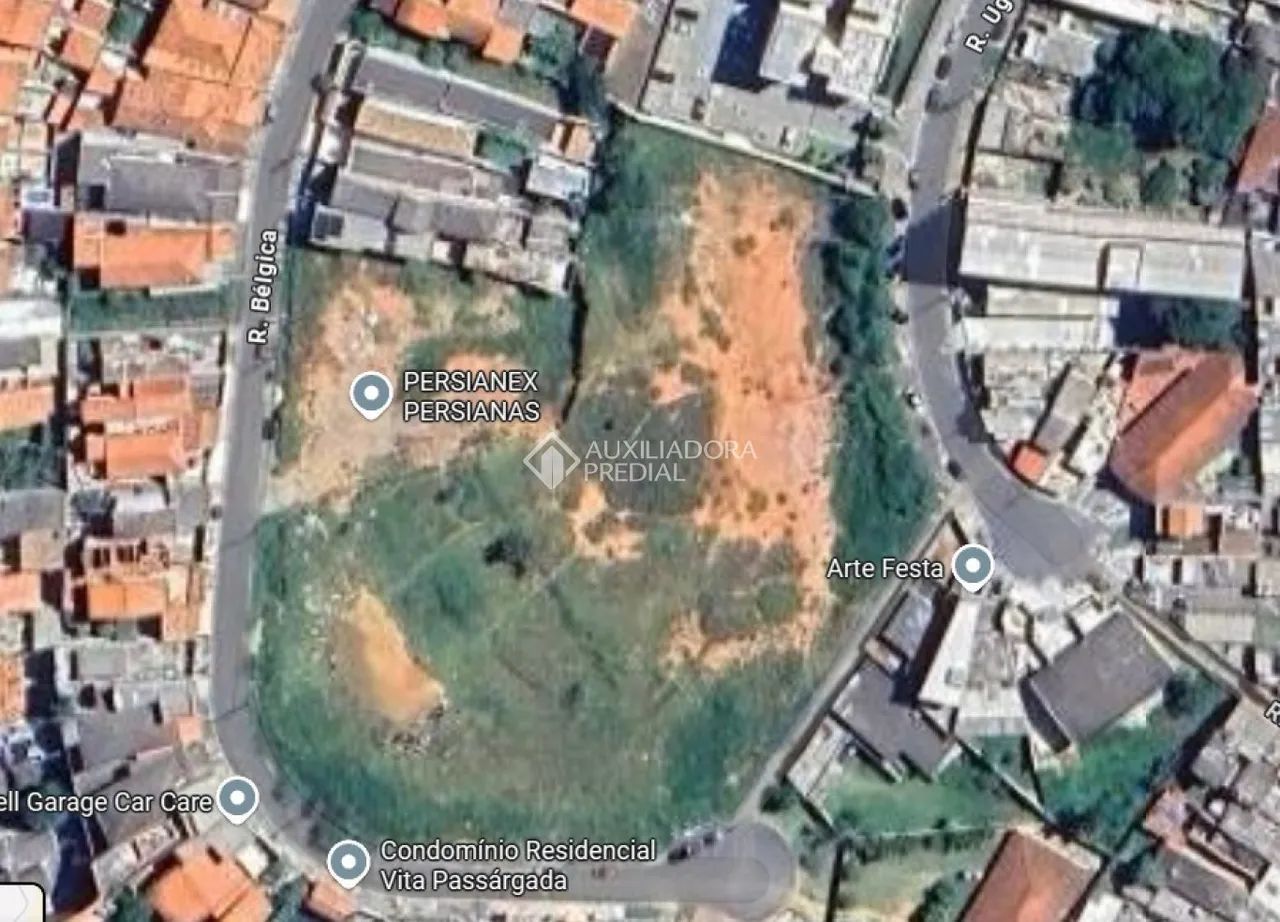 excelente terreno com aproximadamente 8.000 m², em localização privilegiada e com fácil ac