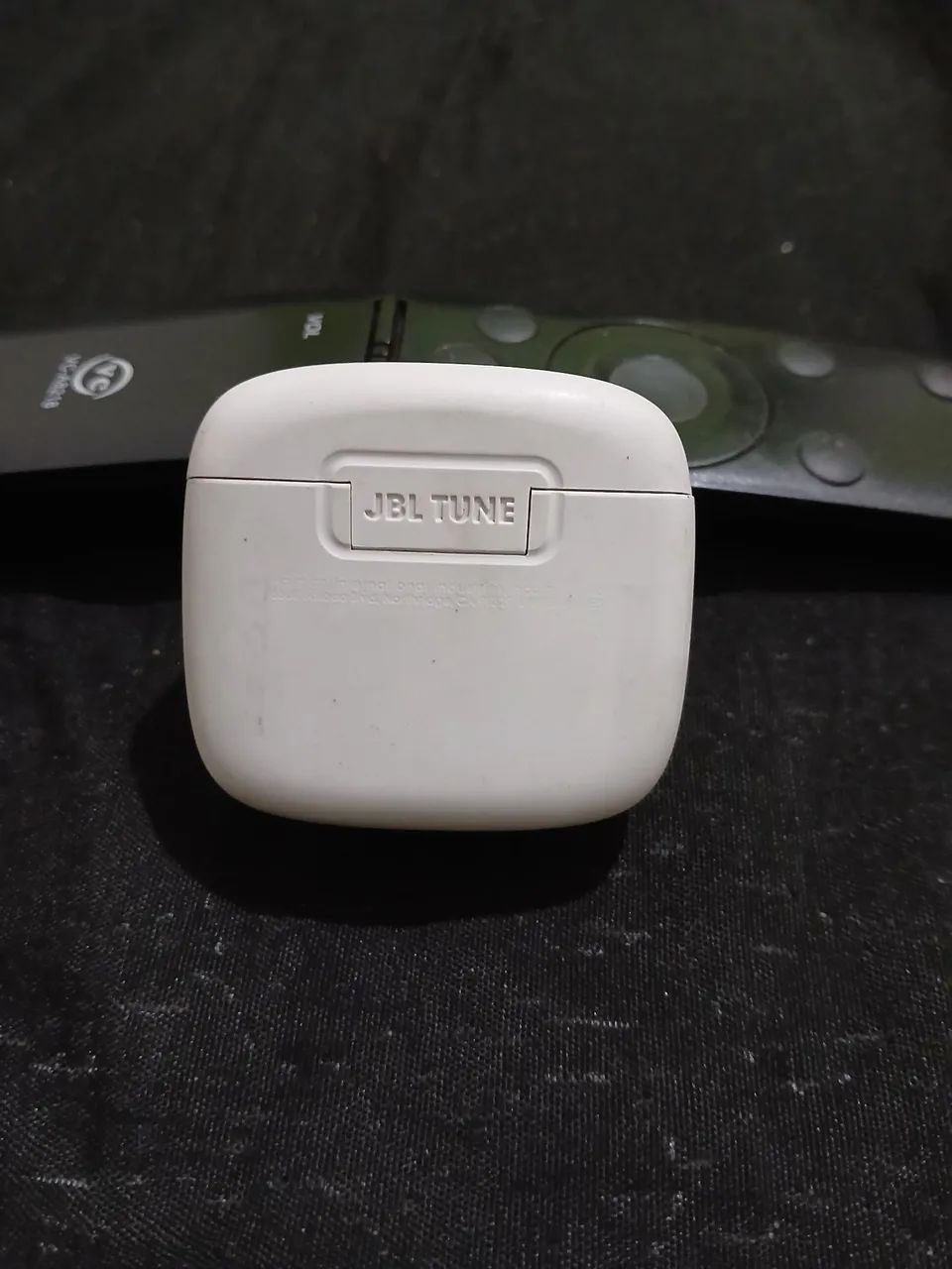Fone de ouvido JBL TUNE - Foto 3