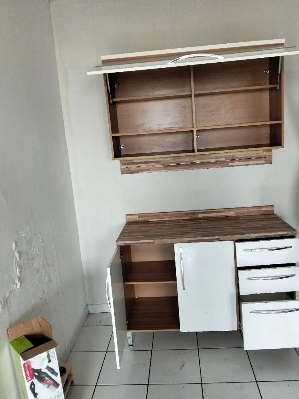 Armário três peças entrega grátis  - Foto 2