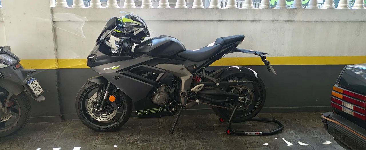 Triumph Daytona 660cc  - Foto 2