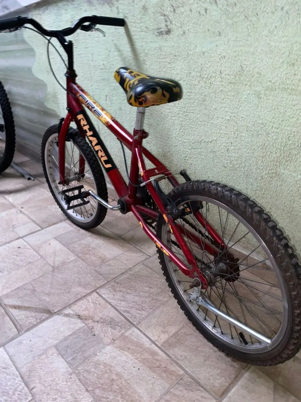 Bicicleta Infantil semi nova - Foto 2