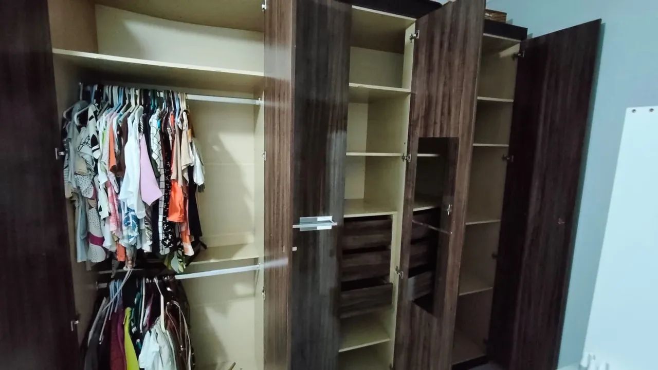 Guarda-roupa em ótimo estado  - Foto 2
