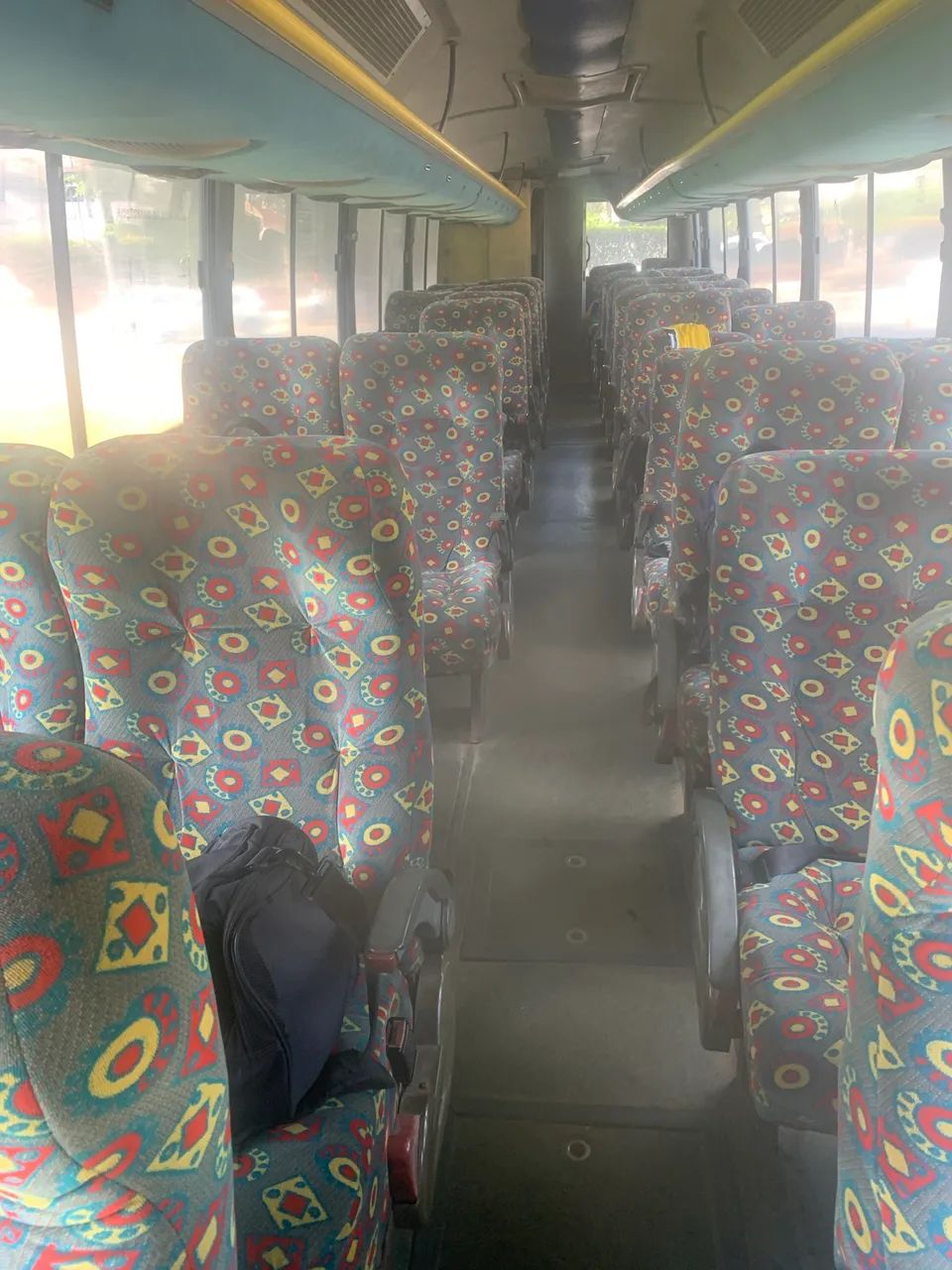 Vendo ônibus Irizar 2002 com contrato em Salvador  - Foto 3