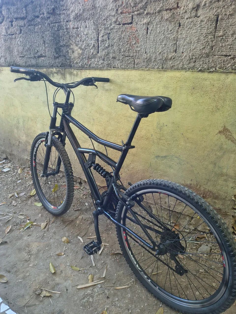 Bicicleta Aro 26 Com 21 Marchas - Foto 4