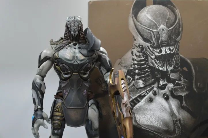 Hot Toys Chitauri Commander
