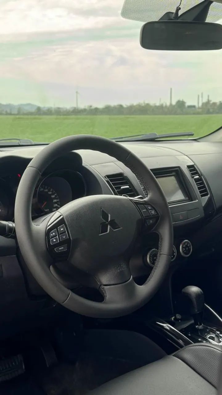 Mitsubishi Outlander 2.0 16V 160cv Aut. 2012 - Foto 5