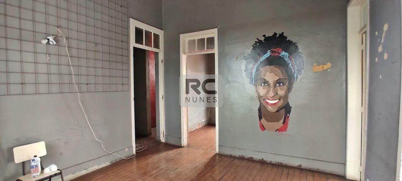 Casa comercial com aproximadamente 300m², Bairro Santa Efigênia. - Foto 2