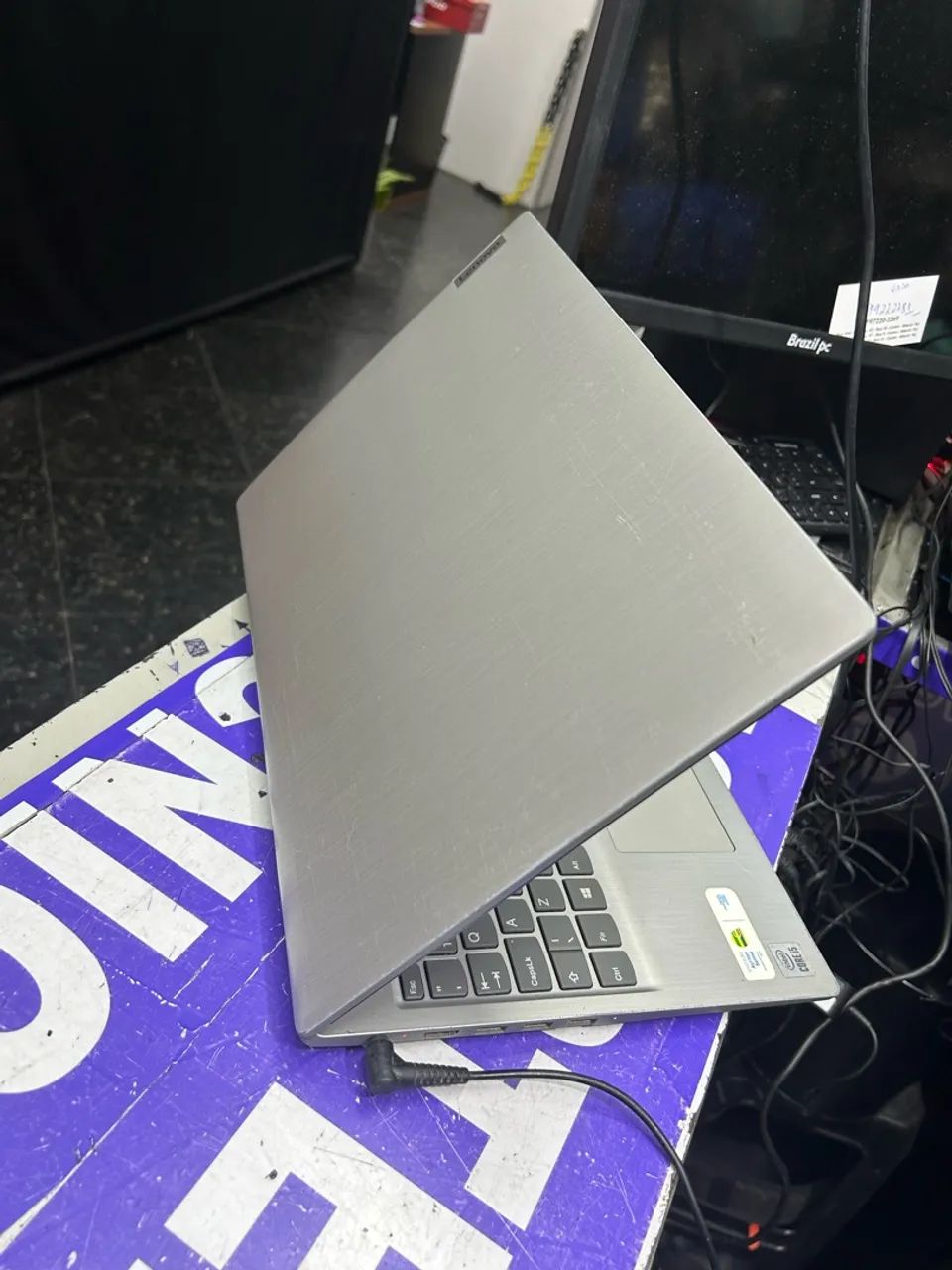 Notebook Lenovo core i5  - Foto 2