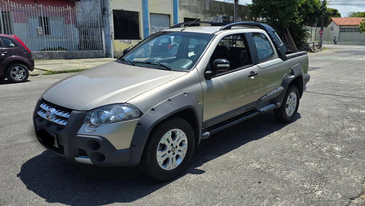 Fiat Strada Adventure1.8/ 1.8 Locker Flex CD 2012 - Foto 2