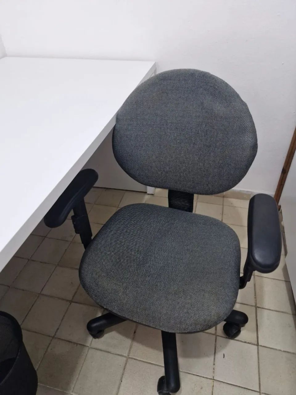 KIT ESCRITÓRIO- CADEIRA E MESA - Foto 3