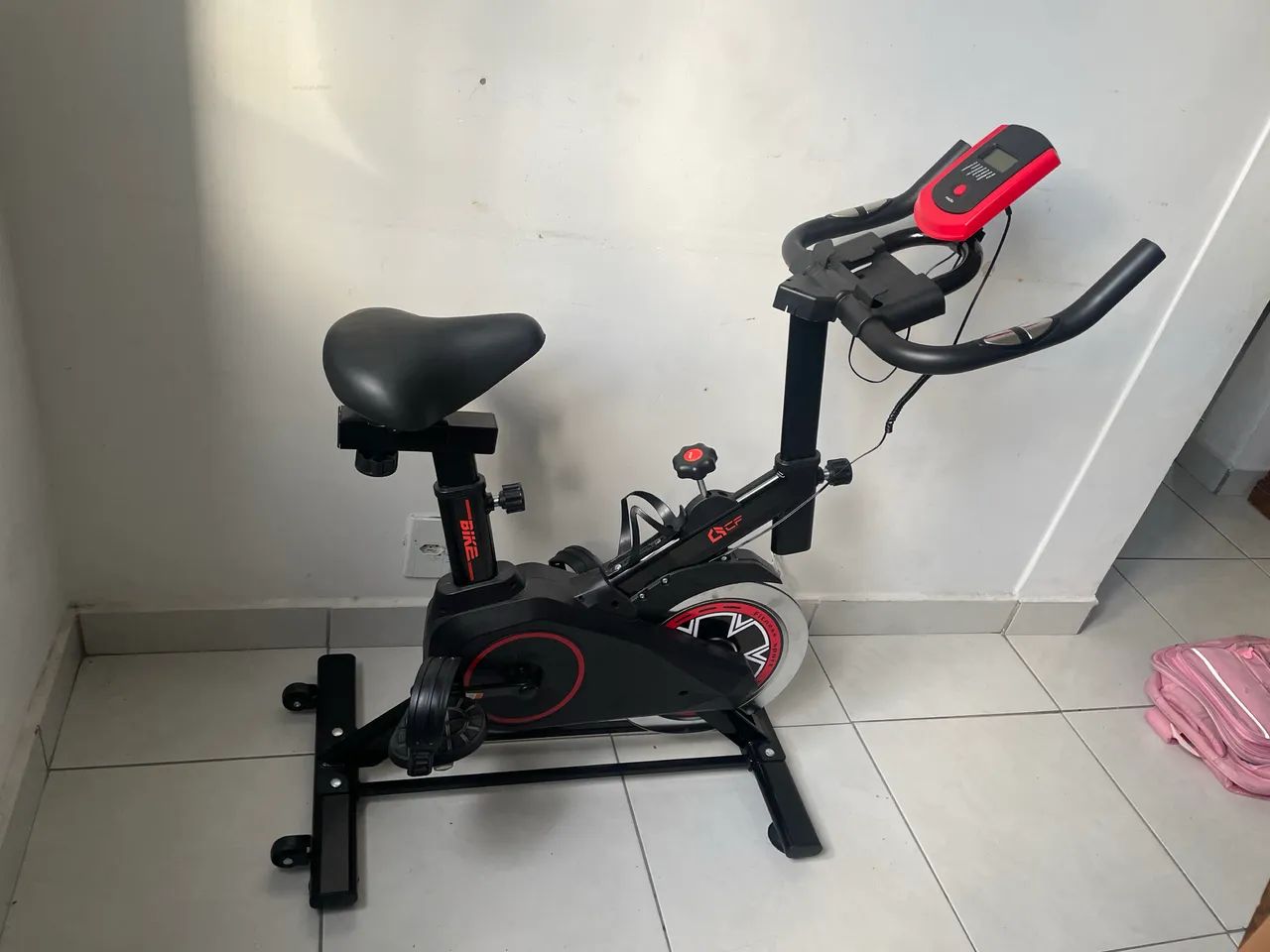 Bicicleta ergométrica semi nova  - Foto 2