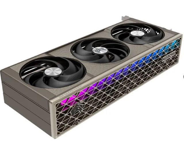 RX 9070 XT SAPPHIRE Nitro + - Foto 5