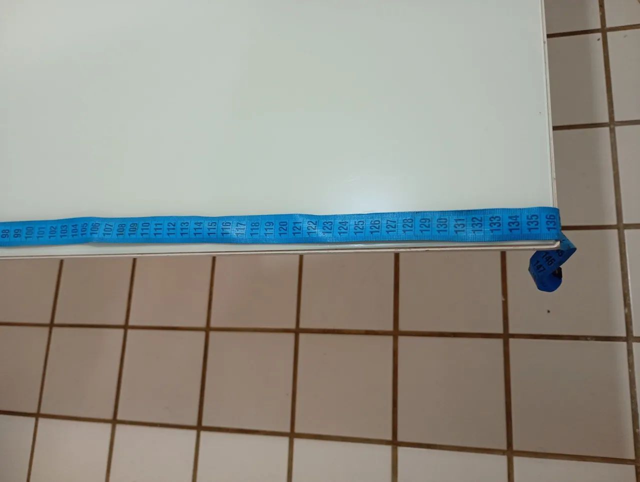 Mesa 1,35x1,35m com vidro laqueado  - Foto 4