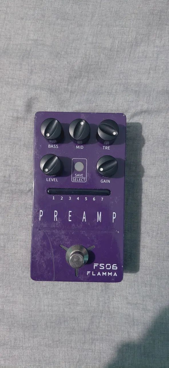 Pedal Flamma FS06 Digital Preamp Púrpura - 7 Amps em 1 - Usado em ótimo estado!