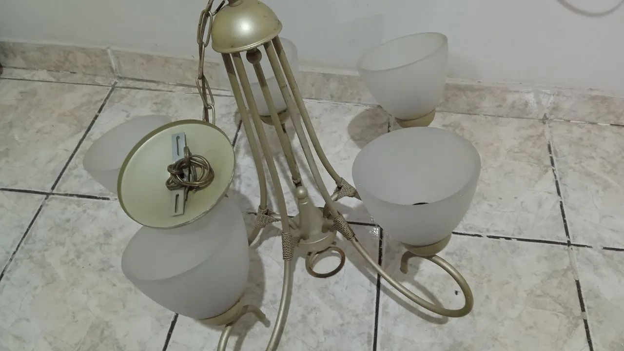 Lustre com 5 Cubas de vidros  - Foto 5