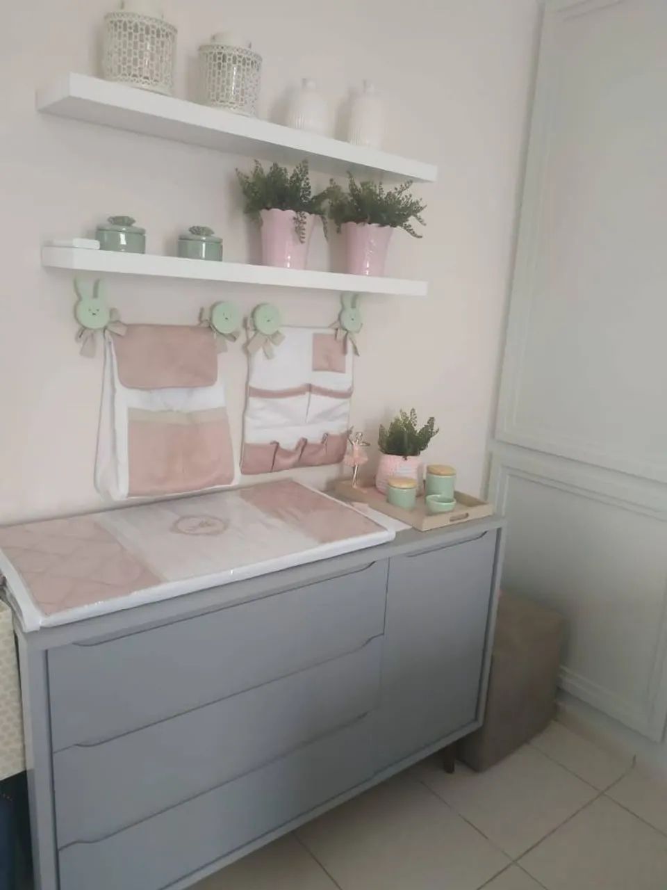 Guarda roupa, cômoda berço infantil  - Foto 3
