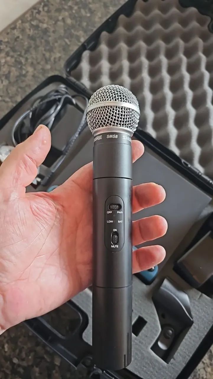 Microfone Shure sem fio  - Foto 5