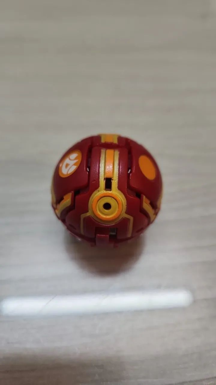 Bakugan Pyrus Coredem - Foto 2