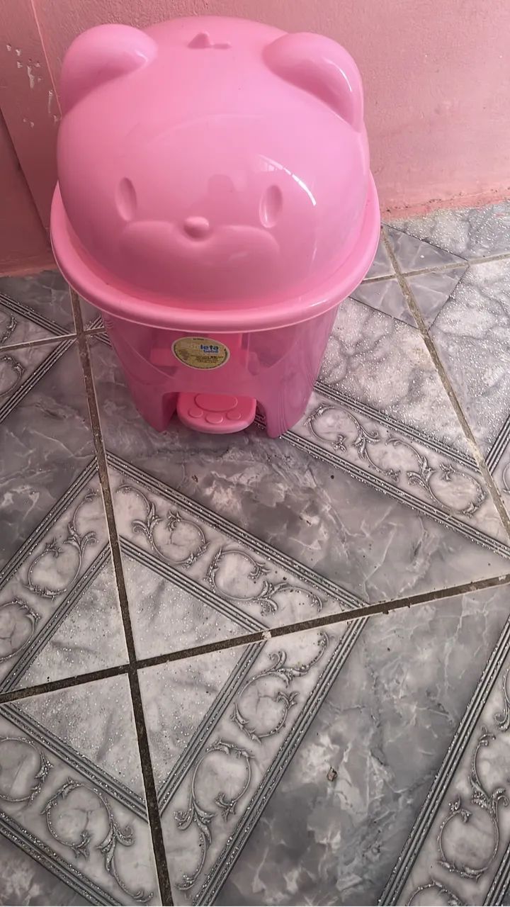 Vendo bolsa e lixeira - Foto 2