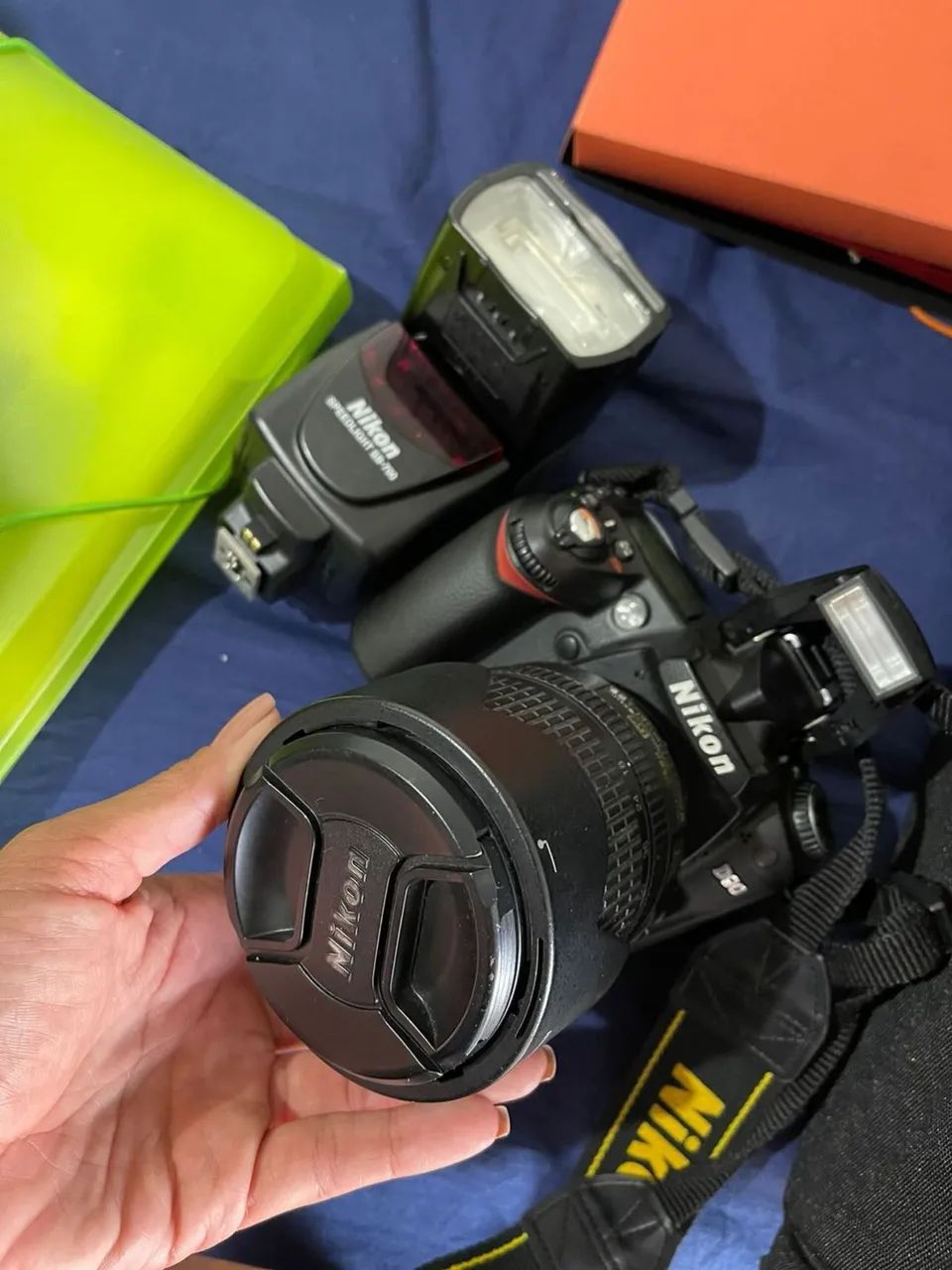 ニコン D90 / AF-S NIKKOR 18-105mm VR セット Nikon デジタル一眼レフカメラ D90 AF-S DX 18-105 VRレンズキット