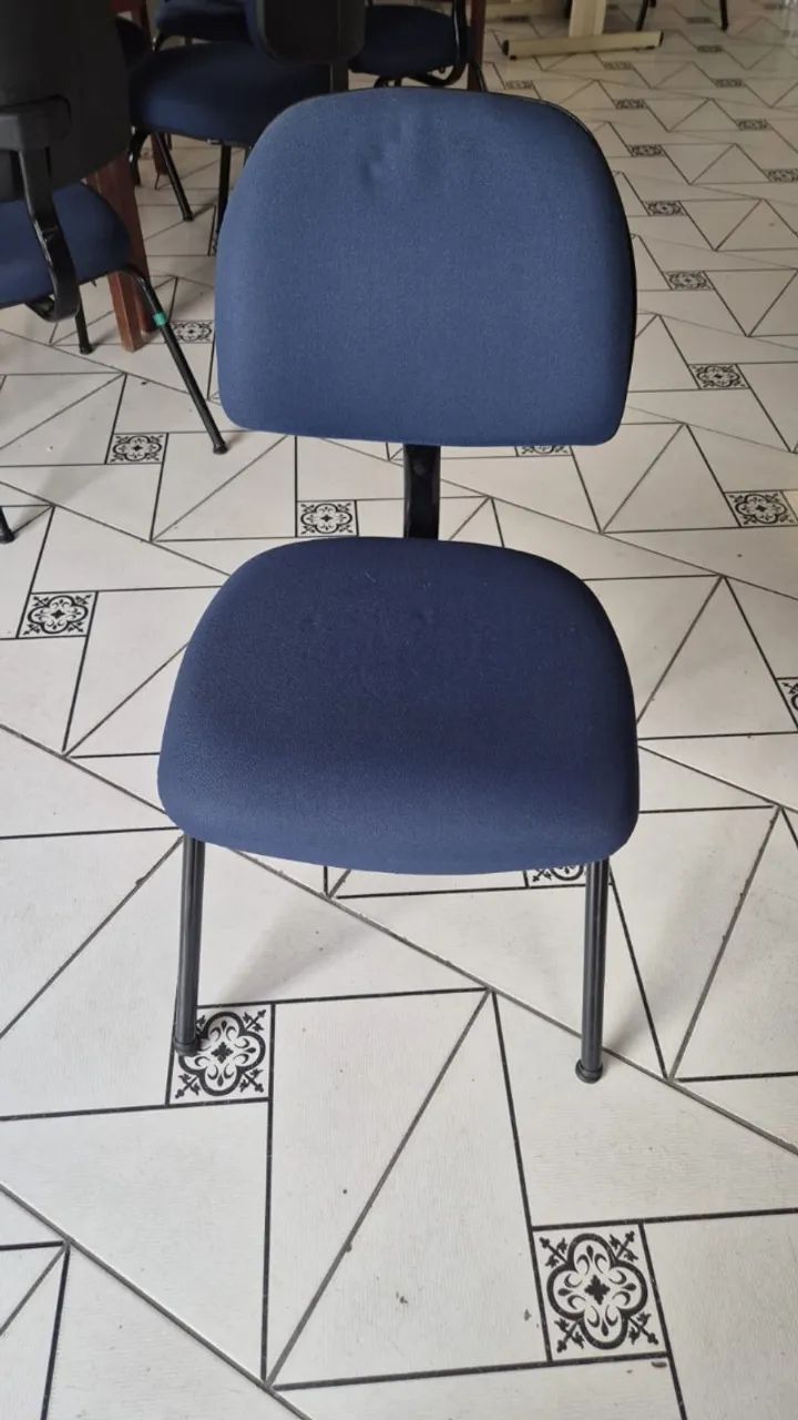 Cadeira estofada fixa azul - Foto 2