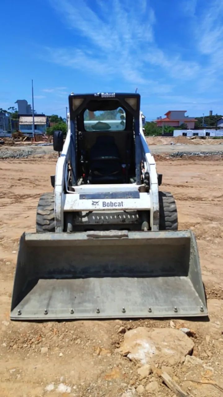 VENDO MINICARREGADEIRA BOBCAT S175 - Foto 2
