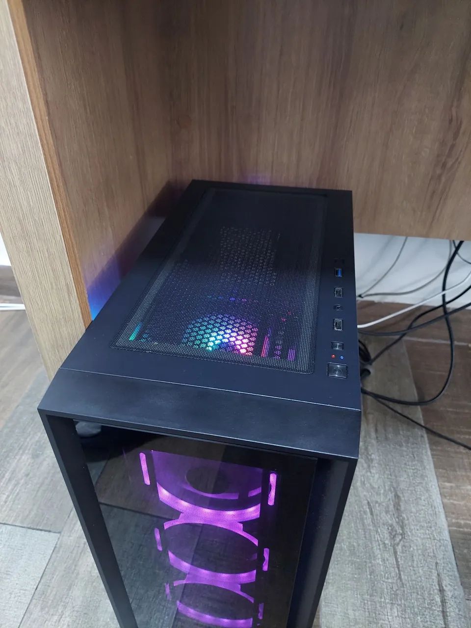 PC Gamer Ryzen 5 5600 + RX 6750XT + 32GB RAM - Foto 2