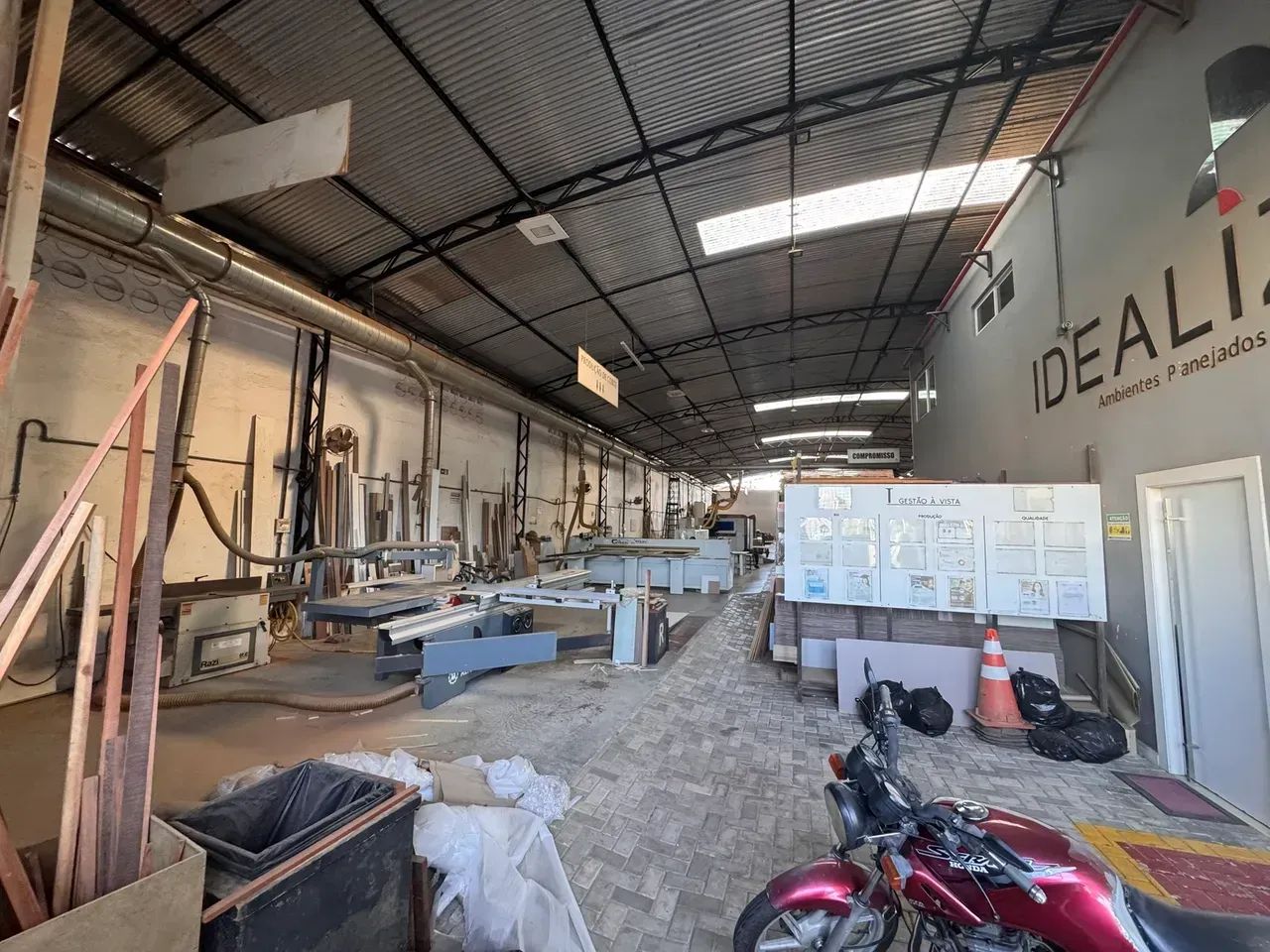 Excelente Galpão mobiliado 1000m2 pronto para uso. - Foto 3