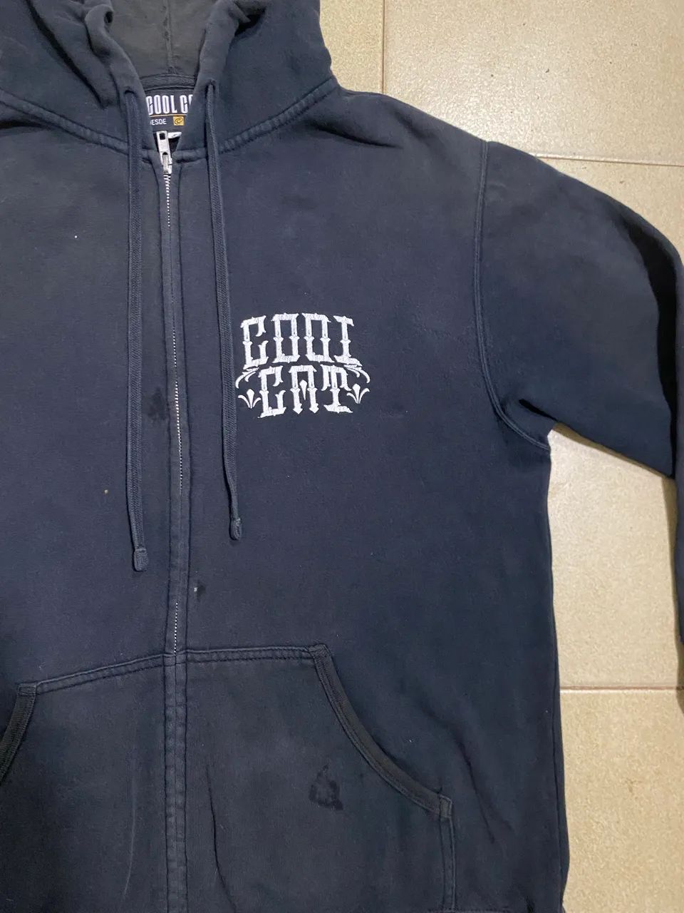 Coolcat e camiseta da smurphies disco clube