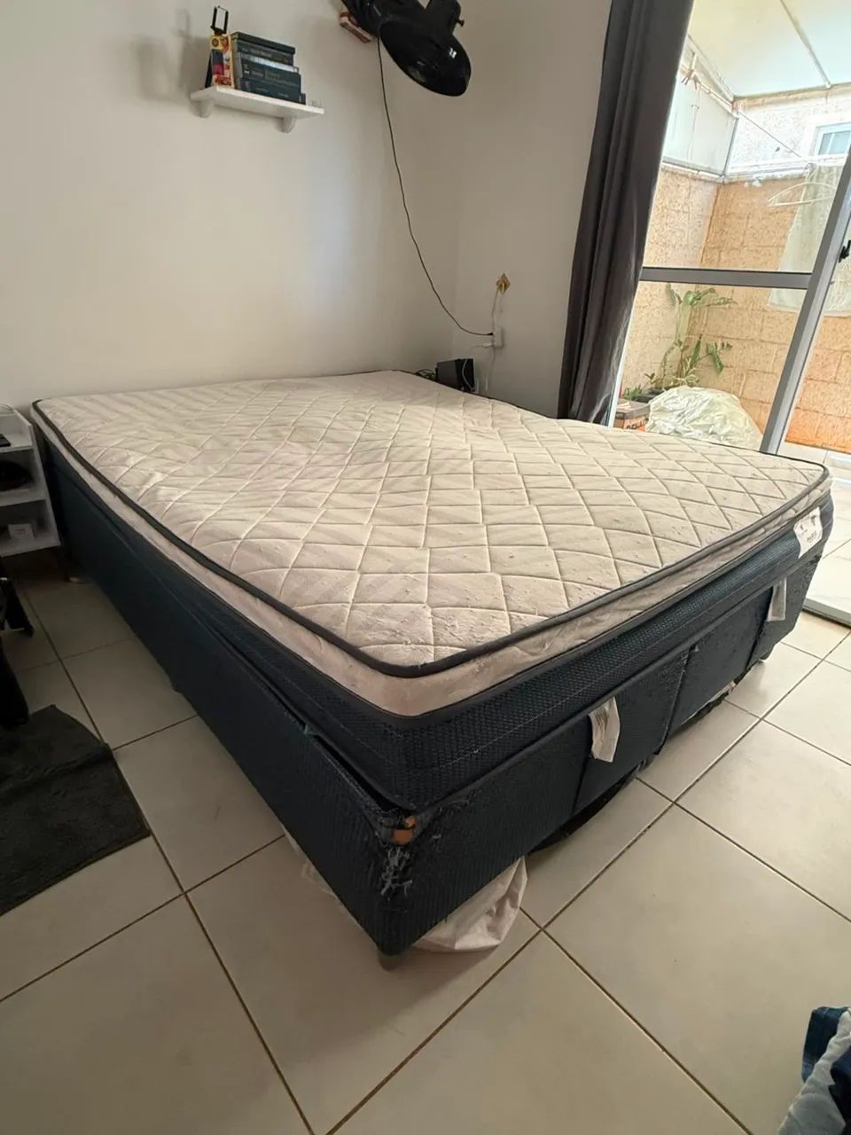 Cama King Size em Ótimo Estado? Maravilhoso Preço! - Foto 3