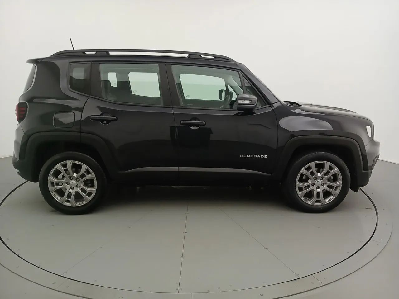 Jeep Renegade Long. T270 1.3 TB 4x2 Flex Aut., foto 6 de 18