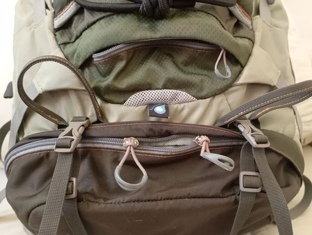 Mochila Osprey Kestrel 48 - Foto 5