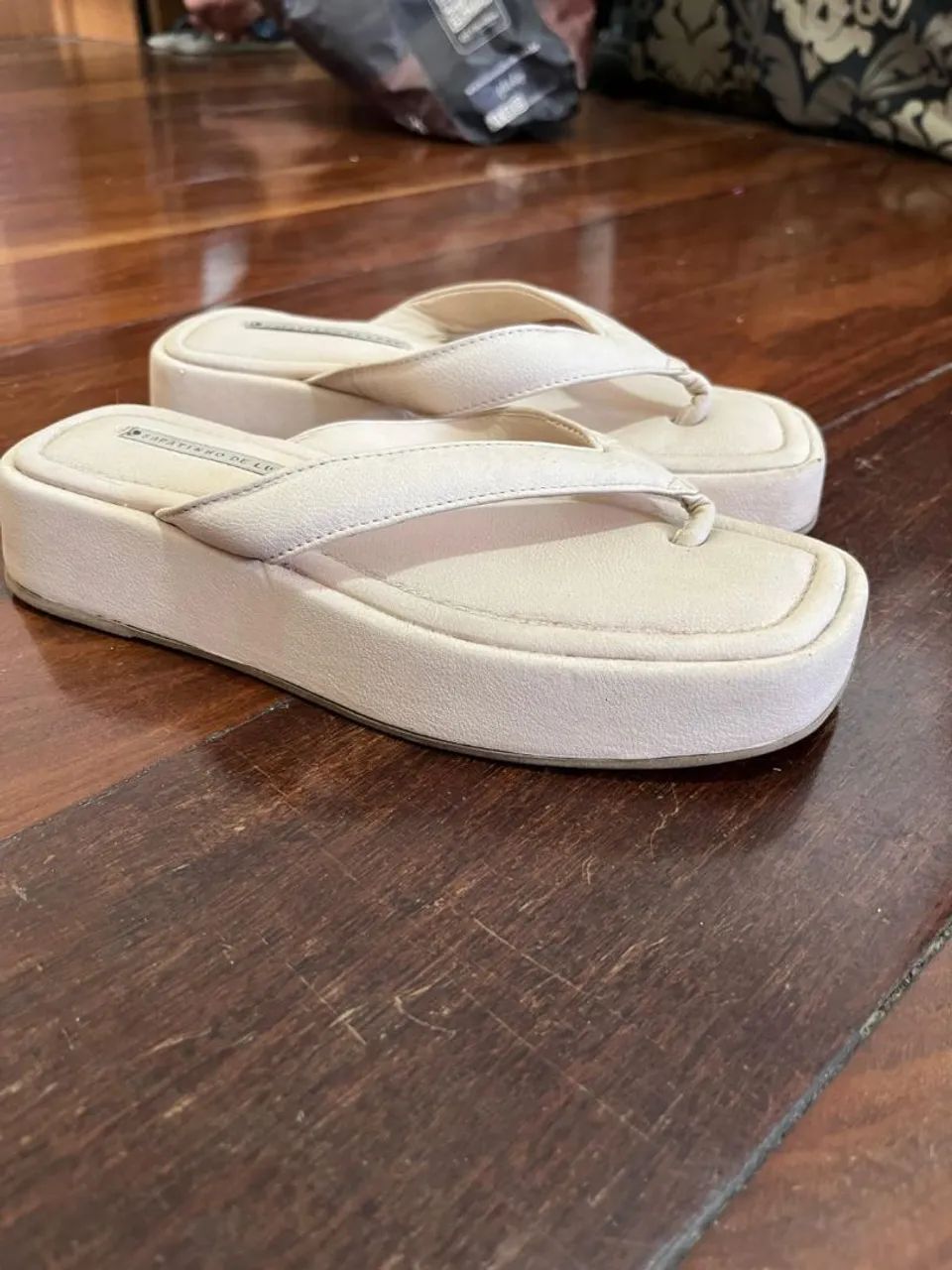 desapego sapatos e roupas