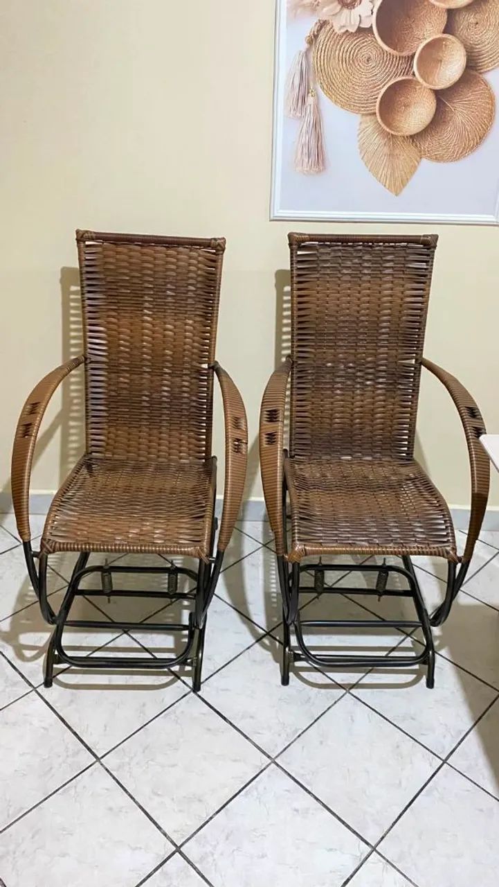 Cadeiras de balanço seminova R$200 cada uma - Foto 3