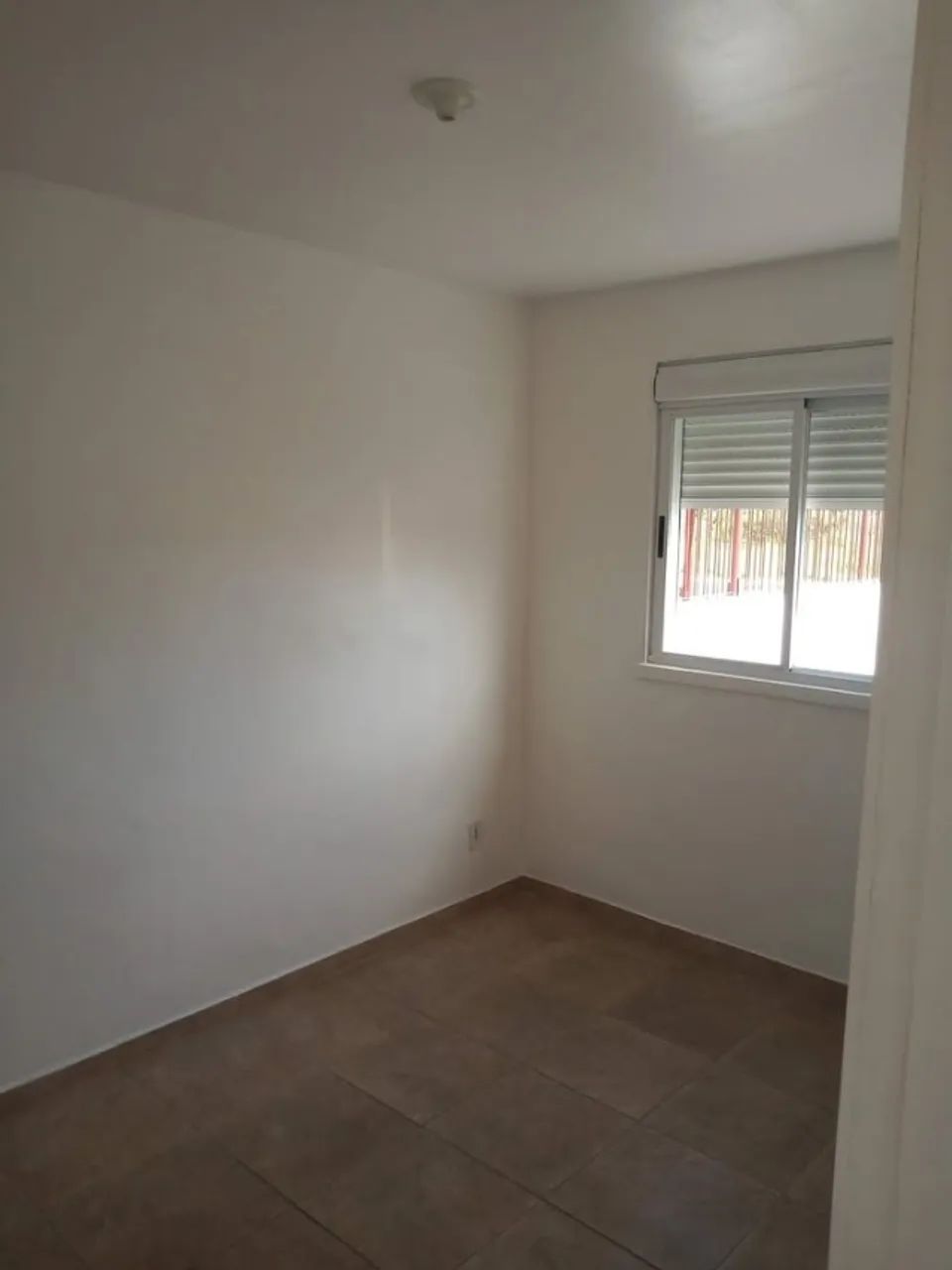 Aluga-se casa com dois quartos! - Foto 5