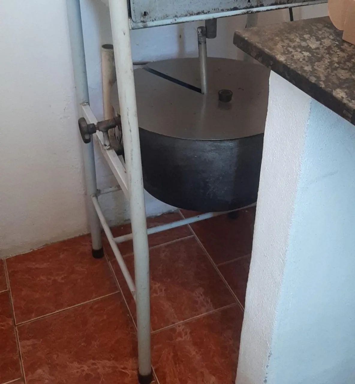 Vendo de máquina de fazer salgados - Foto 2