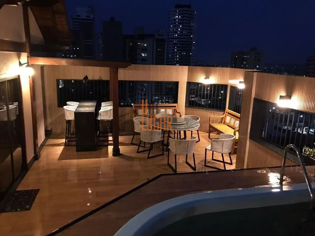 Cobertura Triplex Luxuosa com 3 suítes, Piscina e Churrasqueira à Venda no Ed. Barão de Ma - Foto 3