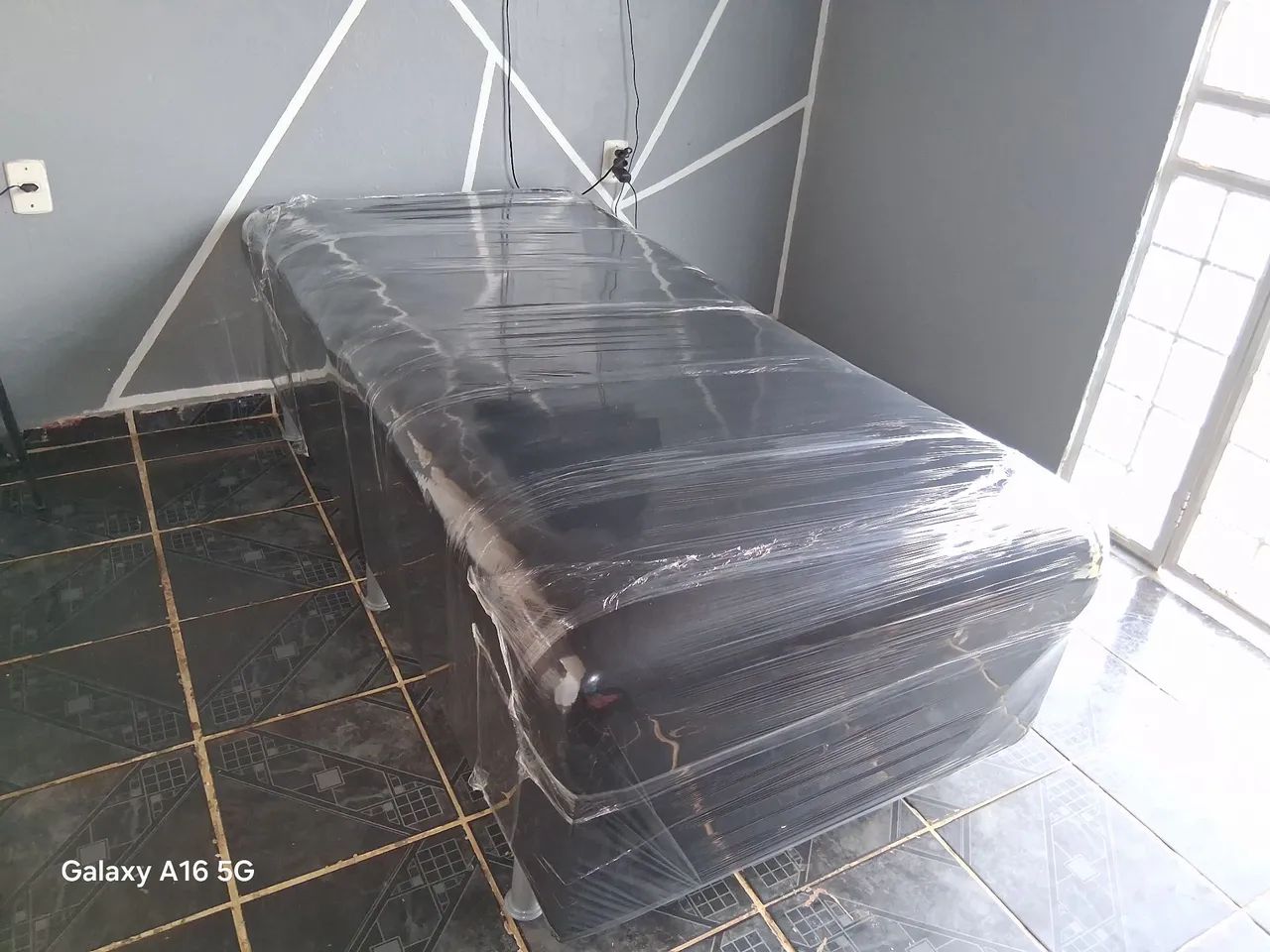 Cama Box Solteiro De Molas Muito Confortável  - Foto 2