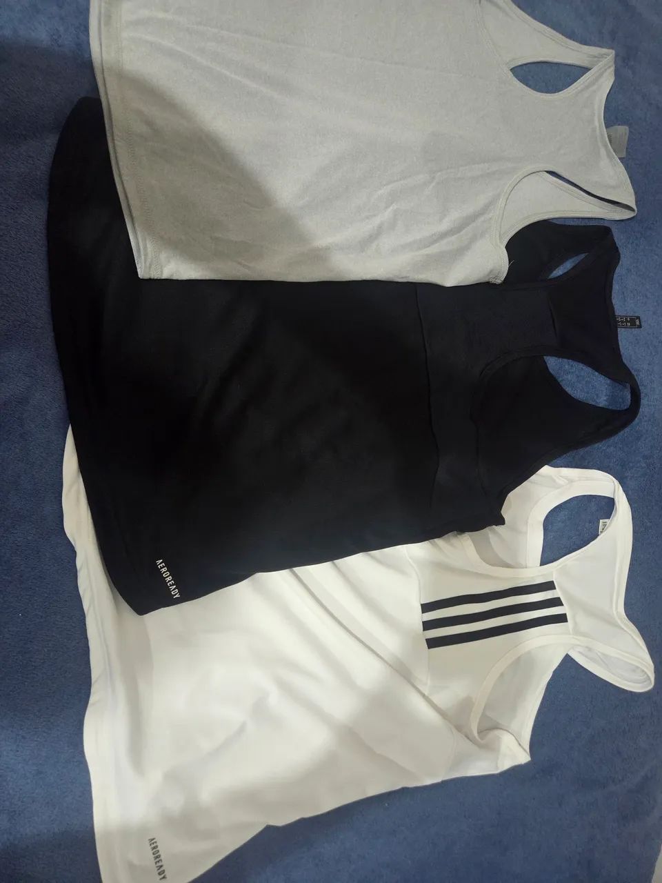 Lote de Blusa Regata M Original  - Foto 2