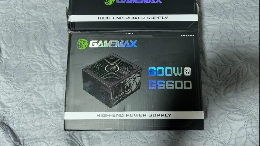 Fonte Gamemax GS600 600w - 80 Plus White